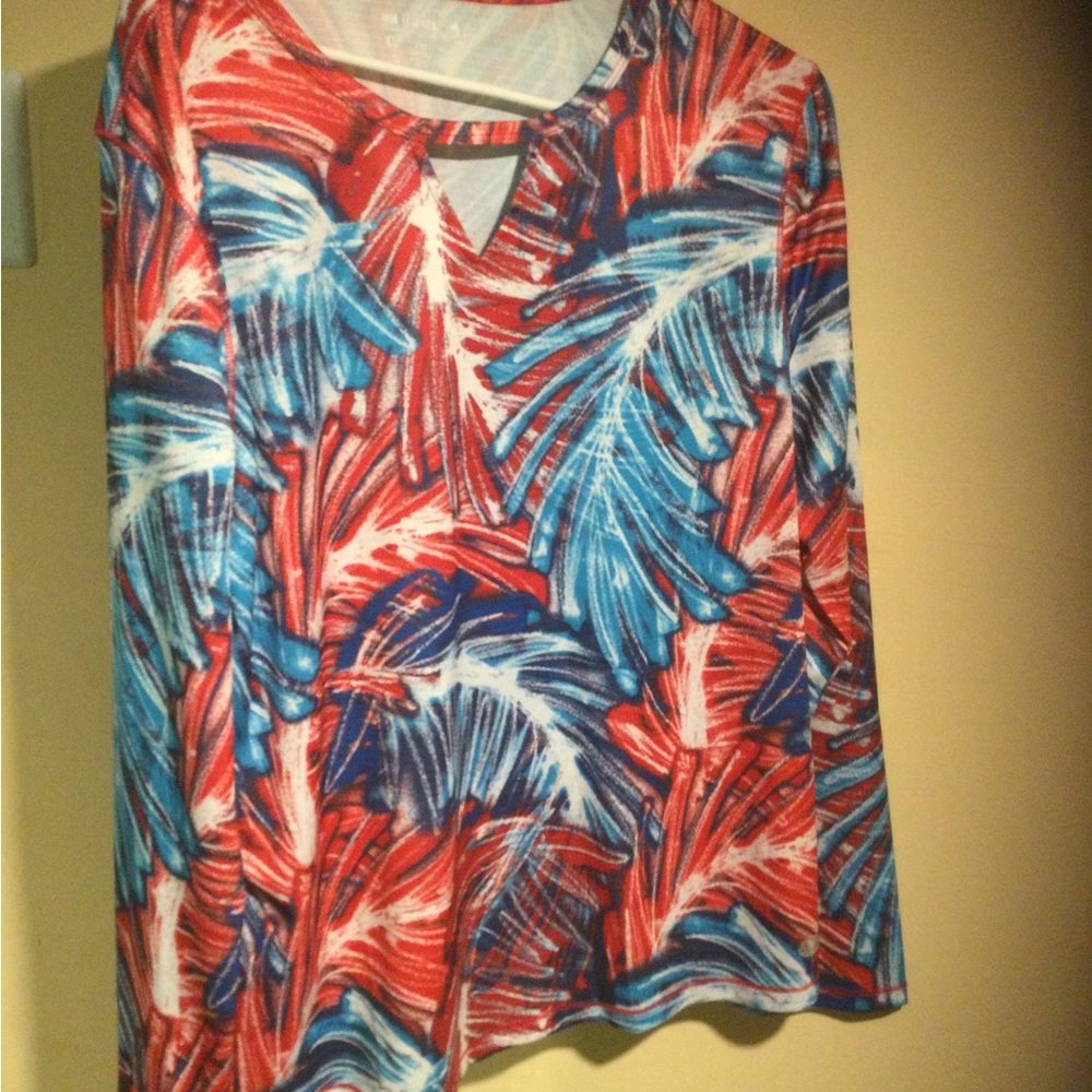 Women's Red and Blue Patterned Top